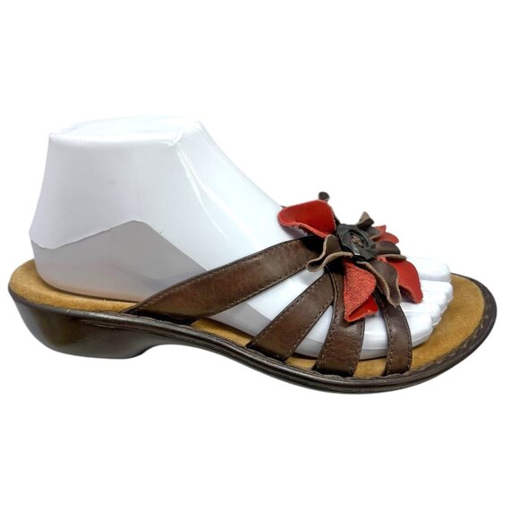 CLARKS BENDABLES‎ Lena Admire Brown Leather Flower Detail Slide Sandals - Picture 3 of 9